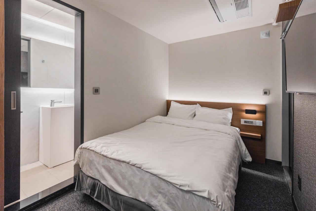 Pillowsopher Hongdae Seul Zewnętrze zdjęcie