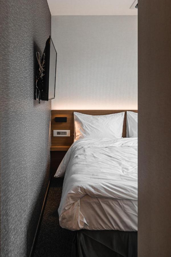 Pillowsopher Hongdae Seul Zewnętrze zdjęcie