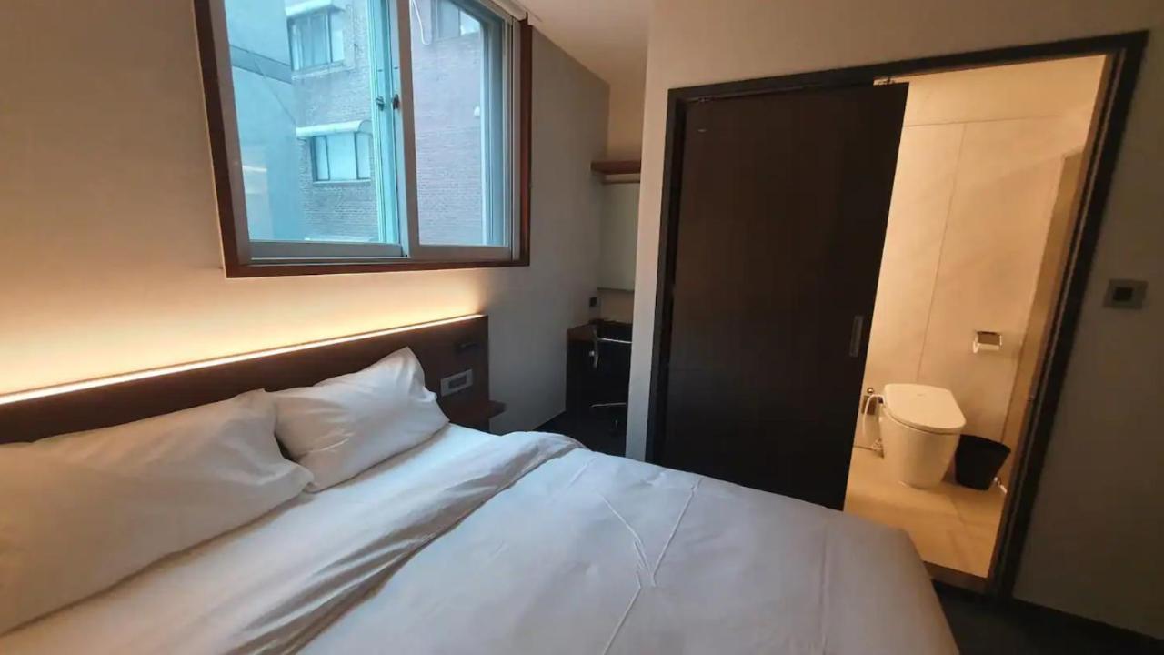 Hotel Pillowsopher Hongdae Seul Zewnętrze zdjęcie