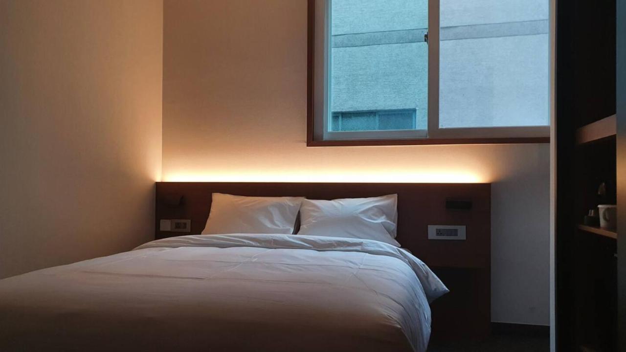 Hotel Pillowsopher Hongdae Seul Zewnętrze zdjęcie