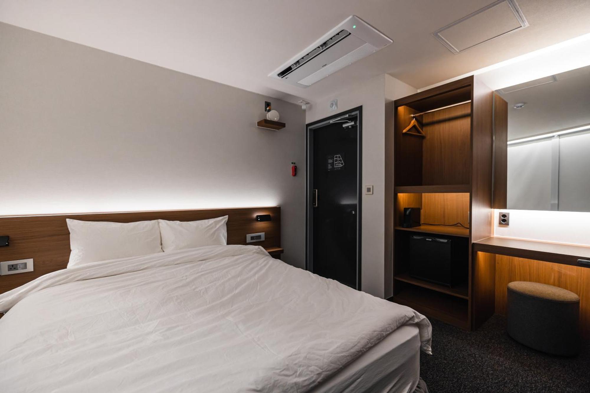 Pillowsopher Hongdae Seul Zewnętrze zdjęcie