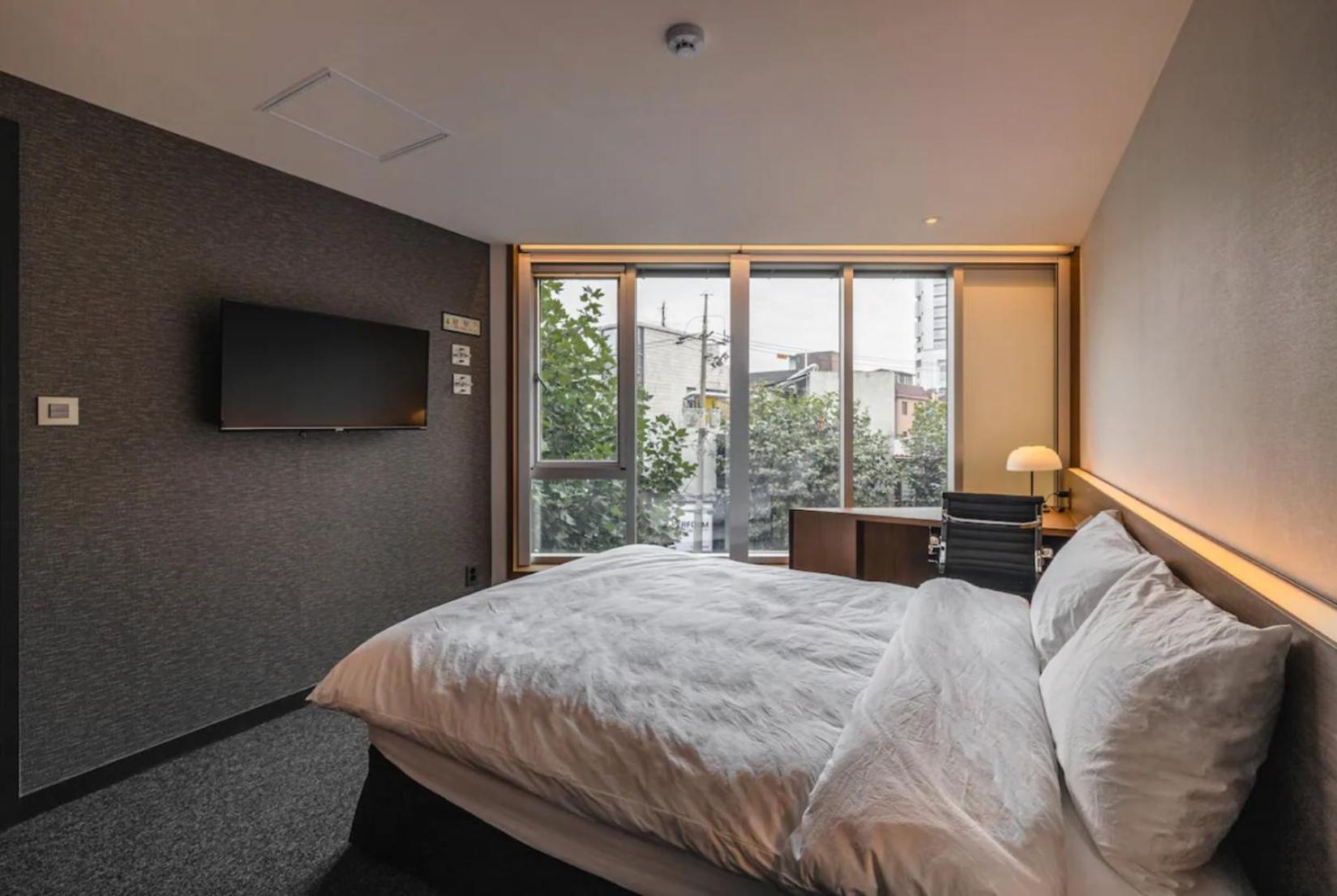 Hotel Pillowsopher Hongdae Seul Zewnętrze zdjęcie