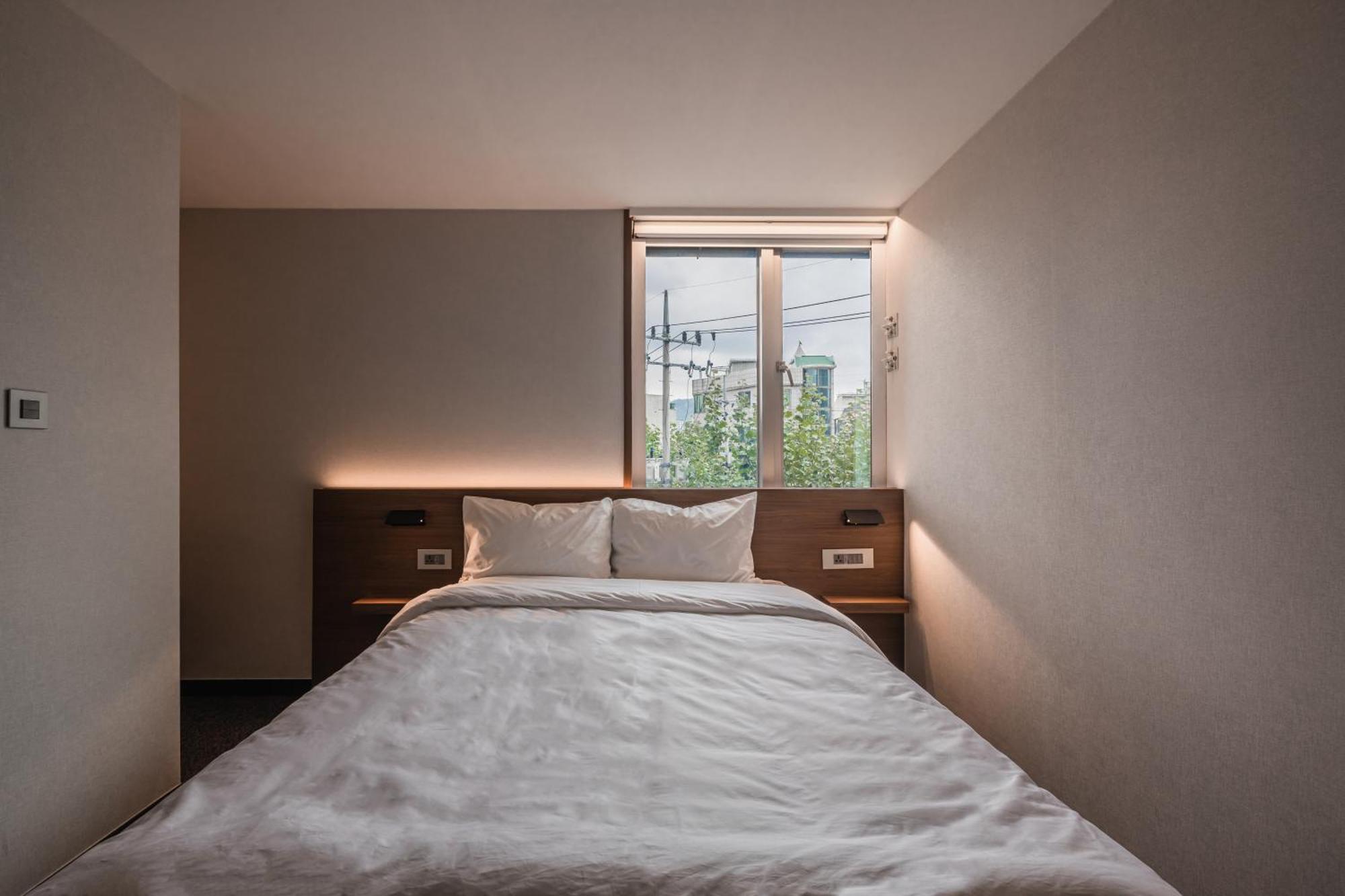 Pillowsopher Hongdae Seul Zewnętrze zdjęcie
